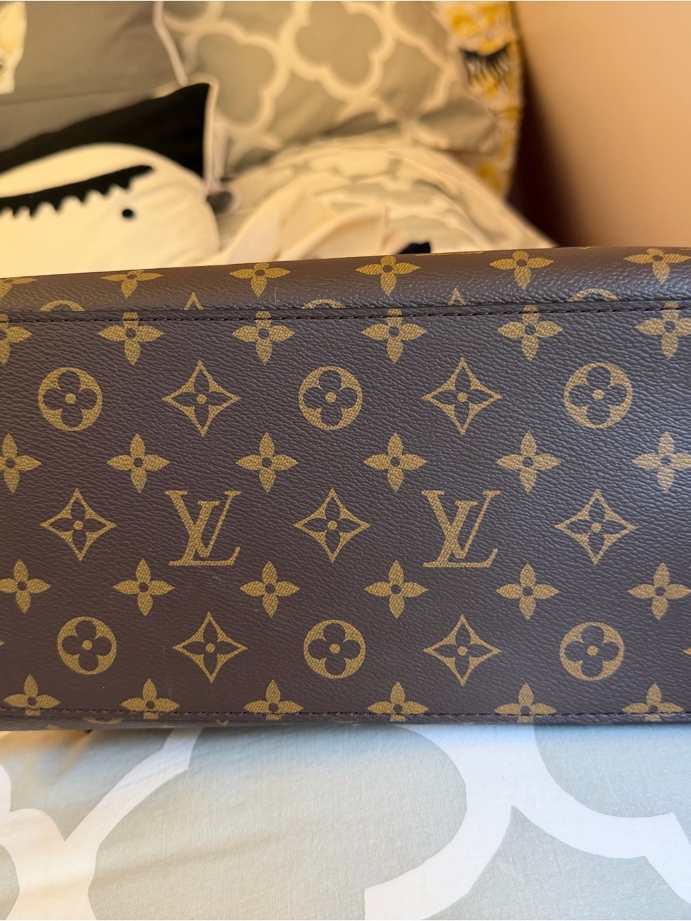 Louis Vuitton Monogram Satchel with Red Trim - Picture 9 of 11